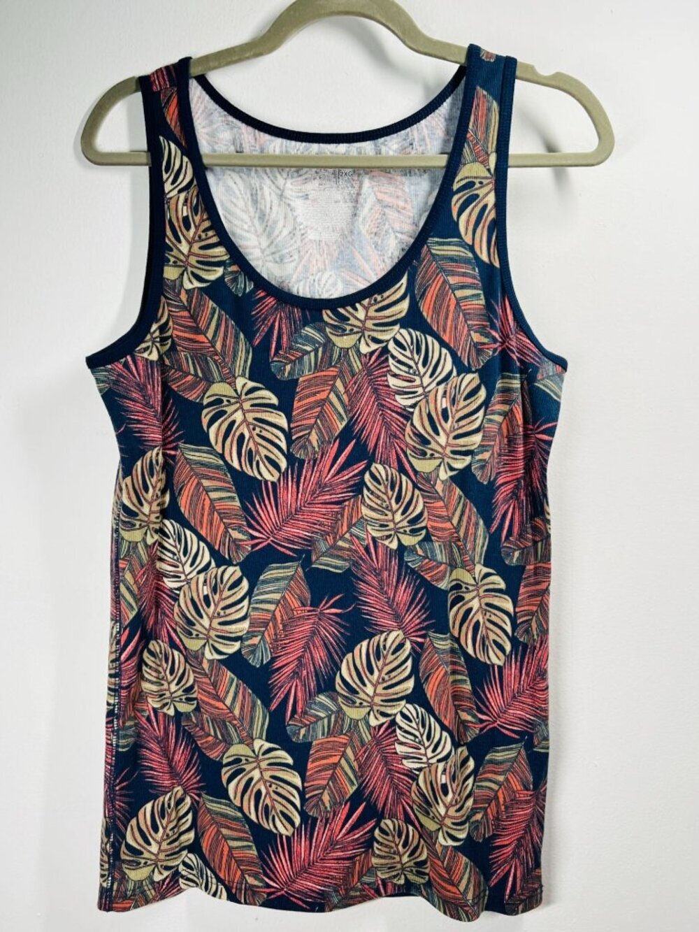 Time And Tru Womens Blue Leaf Print Sleeveless Tank Top XXL Comfort Fit